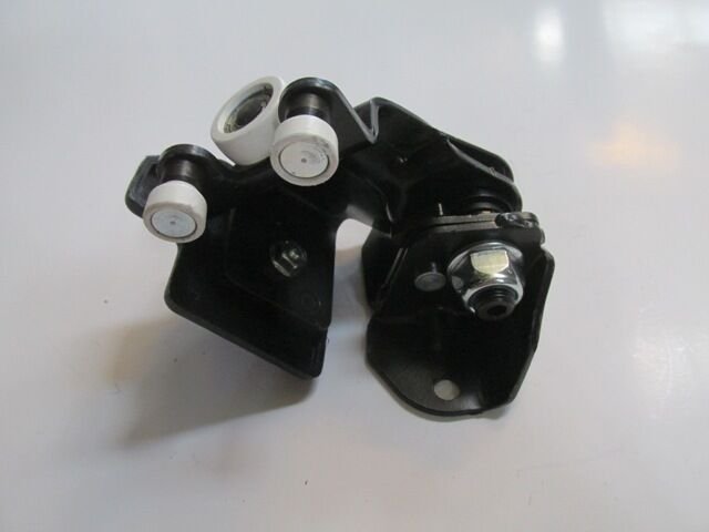 1344266080 - Peugeot Boxer- 07/13; Sürgülü Kapı Orta Ray Bağlantısı Sağ