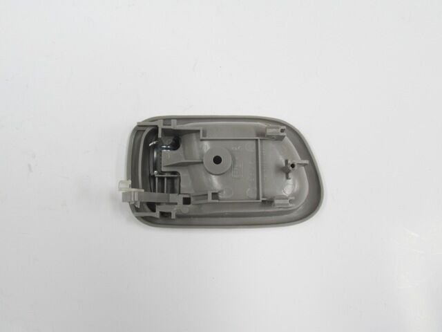 Toyota Corolla- Ae111- 99/00; Ön Kapı İç Açma Kolu Sağ (açık Gri) (tyg) - 69205-12160