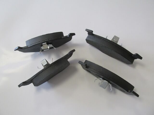 1Jh0698151B - Seat Toledo- 96/98; Ön Fren Balatası (Disk) (141,6X50X18,80/141,6X47,4X18,80) (Bramax)