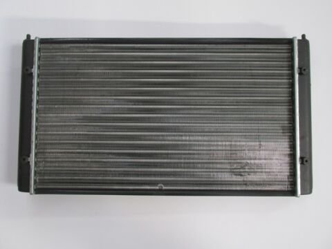 6N0121253 - Volkswagen Golf- 3- 92/98; Su Radyatörü (Tek Fanlı Tip) (525X300) (Klimasız)