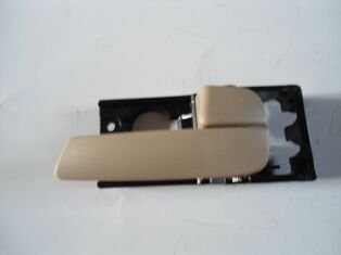 82620-1G000Ru - Kıa Rıo- Iıı- 06/11; Ön Kapı İç Açma Kolu Sağ Bej (Hushan)