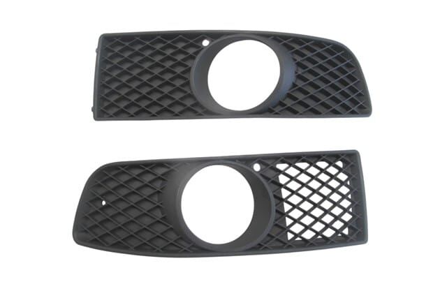 Volkswagen Polo- 4- 99/01; Sis Lamba Kapağı Sağ/sol Set (2 Parça) Sis Delikli - 6N0853666C