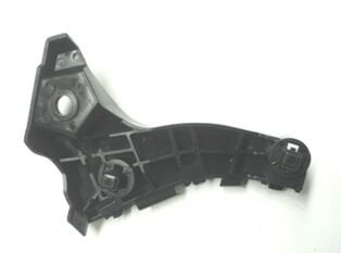 Toyota Corolla- Zze121- 05/06; Ön Tampon Braketi Sol Plastik (casp) - 52116-12380
