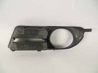 52127-02150 - Toyota Corolla- Zze121- 05/06; Sis Lamba Kapağı Sağ Yuvarlak Delikli (Euro Body)