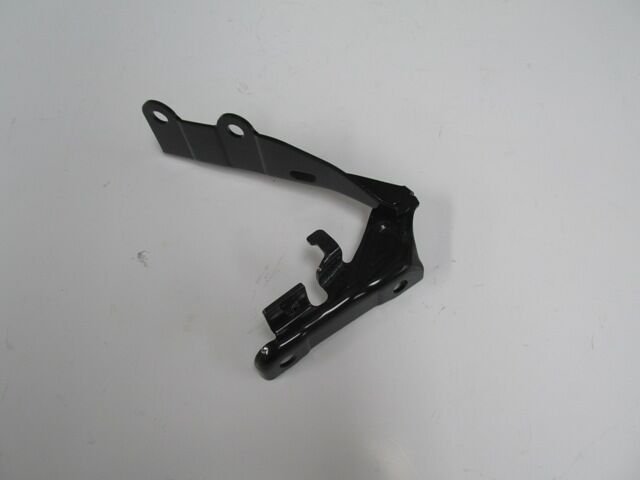 8-98050664-0 - Isuzu D Max- Pıck Up- 04/07; Kaput Menteşesi Sağ (Hu Shan)