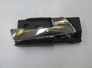 82620-1R000 - Hyundaı Accent- Blue- 11/18; Ön Kapı İç Açma Kolu Sağ Nikelajlı (Euro Body)