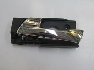 82610-1R000 - Hyundaı Accent- Blue- 11/18; Ön Kapı İç Açma Kolu Sol Nikelajlı (Euro Body)