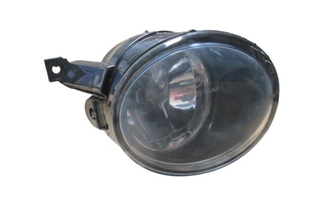 (yeni Ürün!!!)volkswagen Jetta- 5- 06/10; Sis Lambası Sağ (ampüllü) (e Marklı) - 1T0941700