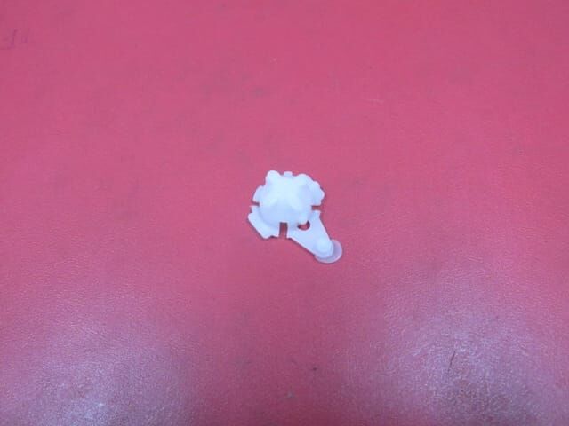 Unıversal Unıversal-; Silgi Manevra Kol Aşığı 10mm Üçgen Tip Tüm Araçlar İçin