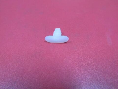 Unıversal Unıversal-; Ön/arka Kapı Toz Lastiği Klipsi E Tipi Tüm Araçlar İçin