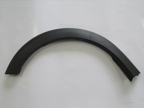 638751431R - DACIA SANDERO- 13/20; ÖN ÇAMURLUK AĞZI PLASTİĞİ SOL (DODİK PLASTİĞİ) UZUN SİYAH
