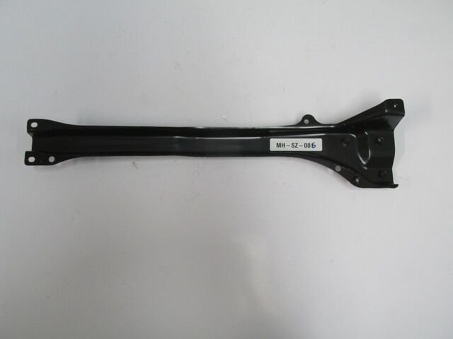 Suzukı Swıft- 05/11; Ön Panel Orta Parça (tyg) - 58241-62J00