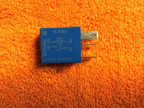 RÖLE 25A CLIO IV-DUSTER-FLUENCE