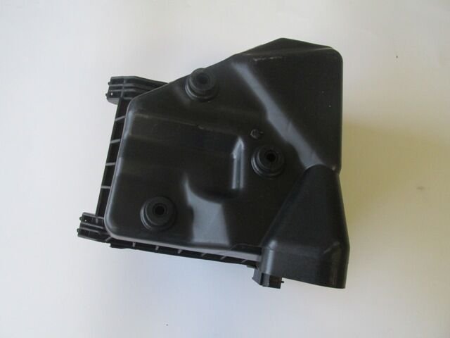 Toyota Aurıs- 13/15; Hava Filtre Kutusu (kabini) (dizel Tip) - 17701-0R020