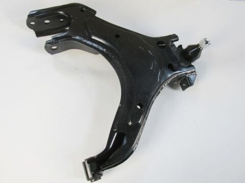 8-98005834-0 - Isuzu D Max- Pıck Up- 07/12; Ön Alt Tabla Sağ 4X4 Rotilli/Burçlu (Salıncak) (Sh)