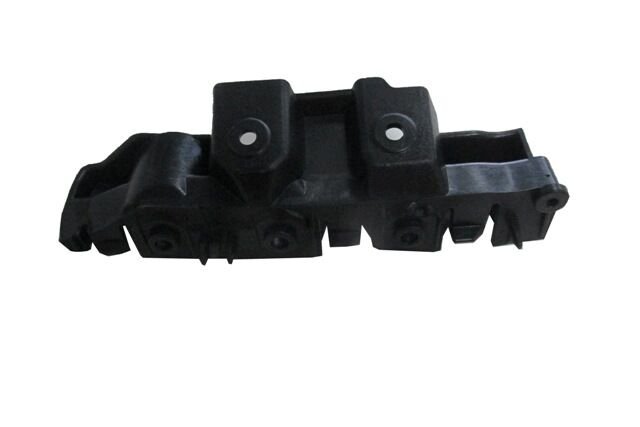 622238774R - DACIA SANDERO- 21/24; ÖN TAMPON YAN BAĞLANTI BRAKETİ SOL