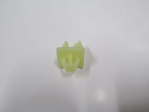 Unıversal Unıversal-; Far Klipsi E Tipi Tüm Araçlar İçin