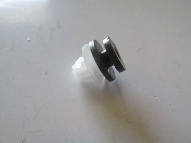 Unıversal Unıversal-; Kapı Döşeme Klipsi (renault/dacıa) - 7703077430