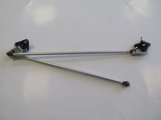 Mıtsubıshı Carısma- 00/04; Silgi Manevra Kolu