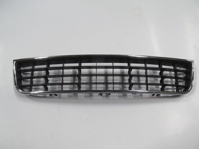 Audı A6- 01/04; Ön Tampon Panjuru Siyah (nikelaj Kaplamalı) (tw) - 4B0807683