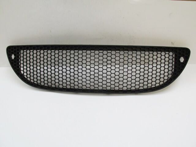 5P0853667A9B9 - Seat Toledo- 05/07; Ön Tampon Panjuru Siyah (Tyg)