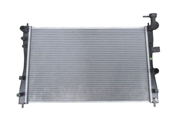 (yeni Ürün!!!)mıtsubıshı Colt- 05/09; Su Radyatörü 1.1/1.3/1.5 (brazing) (640x398x16) (manuel) Alüminyum (oris) - MN130393
