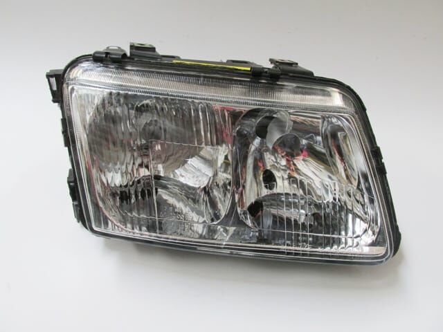 Audı A3- 97/00; Far Lambası Sağ Elektrikli/sisli (h7/h4) (dj Auto) - 8L0941030A
