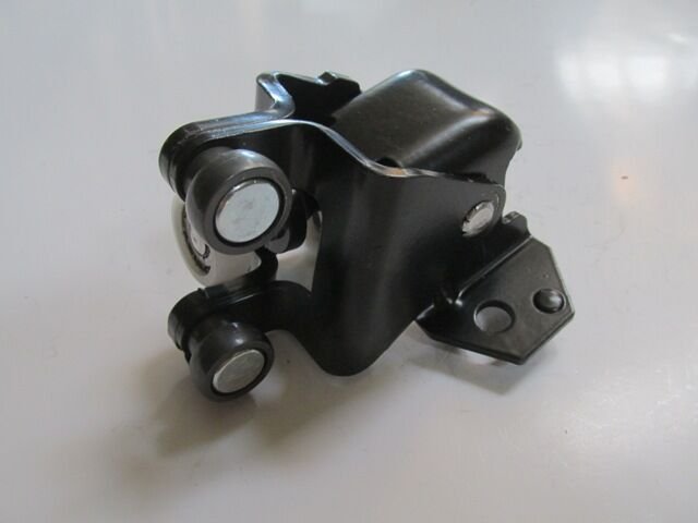 Peugeot Partner- Van- 10/18; Sürgülü Kapı Orta Ray Bağlantısı Sağ - 9033.Z1