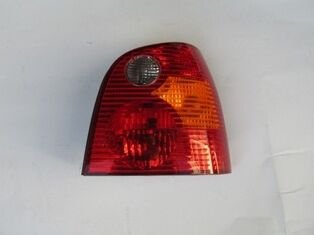 6Q6945096A- - Volkswagen Polo- 5- 02/05; Stop Lambası Sağ Kırmızı/Sarı/Beyaz (3/5Kapı)(Çift Farlı)(Famella)