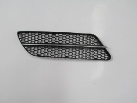 156075732 - Alfa Romeo 147- 05/09; Ön Tampon Panjuru Sağ Siyah (Çıtası Gümüş Gri) (Tyg)
