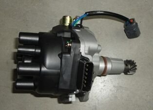 Fs90-18-200 - Mazda 626- Hb- 92/97; Distribütör Komple (Dik Çıkışlı) (Fs) 2.0Cc 6+3 Fişli Kablolu)(Yow Jung)