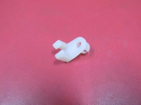 Unıversal Unıversal-; Ön/arka Kapı Dış Açma Kolu Klipsi (suzukı)