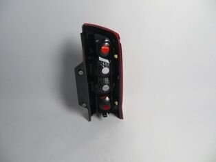 Peugeot Bıpper- 08/17; Stop Lambası Sol Kırmızı/beyaz (bagaj Kapağı Yukarıya Açılan Tip) (mars) - 1391433080