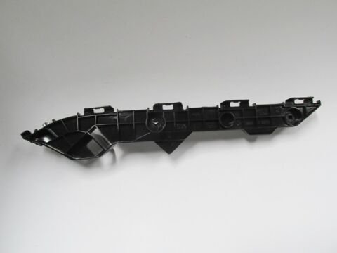 Toyota Corolla- E150- 07/13; Arka Tampon İç Bağlantı Braketi Sol (yan Kulağa Bağlanan) Plastik (tw) - 52156-12290