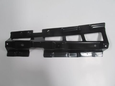 1Z0821161 - Skoda Octavıa- 05/09; Ön Çamurluk Tutucu Braketi Braketi Sol (Tw-Y)