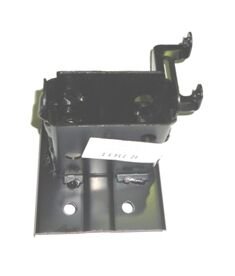 86542-29520 - Hyundaı Elantra- 98/01; Ön Tampon Braketi Sağ (Bağlantı Ayaklı)