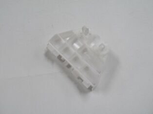 52563-12090 - Toyota Corolla- E150- 10/13; Arka Tampon İç Bağlantı Braketi Sol (Stop Altına Bağlanan)Plastik(Casp)