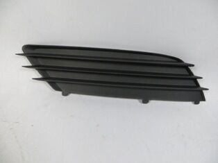 1400308 - Opel Astra- H- Hb- 04/07; Sis Lamba Kapağı Sağ Sis Deliksiz