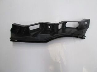 3C0807890A - Volkswagen Passat- B6- 05/10; Ön Tampon Braketi Orta Sağ Plastik (Tw)