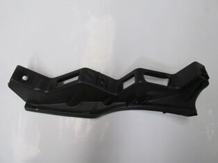 3C0807889A - Volkswagen Passat- B6- 05/10; Ön Tampon Braketi Orta Sol Plastik (Tw)