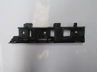 3C0807183 - Volkswagen Passat- B6- 05/10; Ön Tampon Braketi Üst Sol Plastik (Tw)