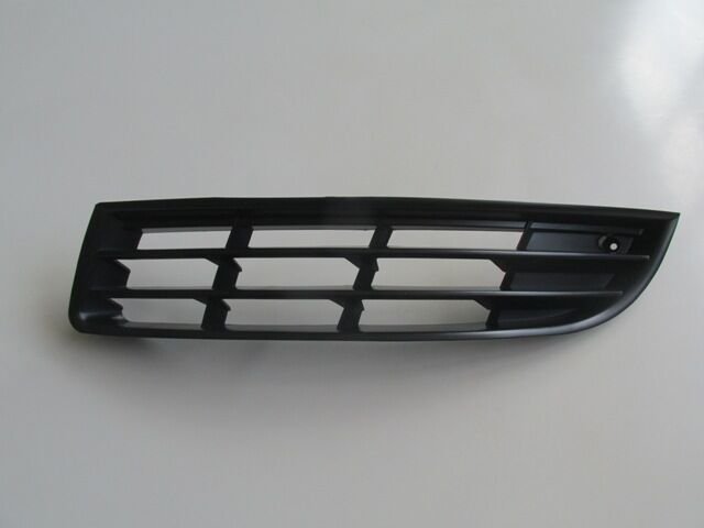Volkswagen Passat- B6- 05/10; Sis Lamba Kapağı Sol Siyah Sis Deliksiz (tüv)(tyg) - 3C08536659B9