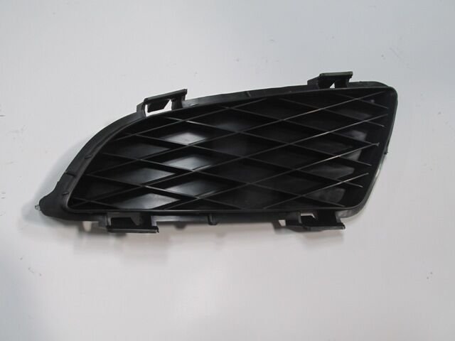 Mazda 6- Sd- 03/06; Sis Lamba Kapağı Sol Sis Deliksiz Siyah (tw) - GK2A50C21B