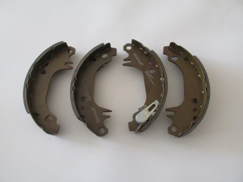 4241.L3 - Peugeot 205- 85/94; Arka Fren Pabucu (90X31,50) (Bramax)
