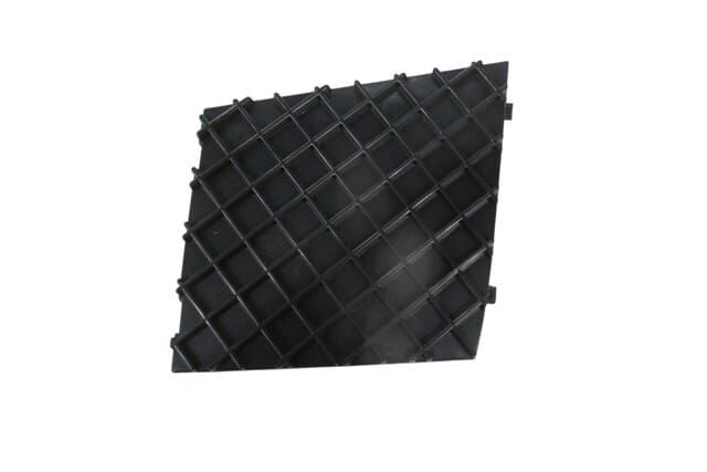 Bmw 5 Serı- E60- 04/10; Ön Tampon Panjur Kapağı Sağ Siyah (m-tech/lcı) - A51117897184