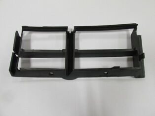 Bmw 5 Serı- E39- 96/00; Ön Tampon Panjuru Sol Siyah (tw) - 51118235673