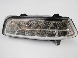 Volkswagen Polo- 6- 14/17; Sis Lambası Sağ Ledli (famella) - -