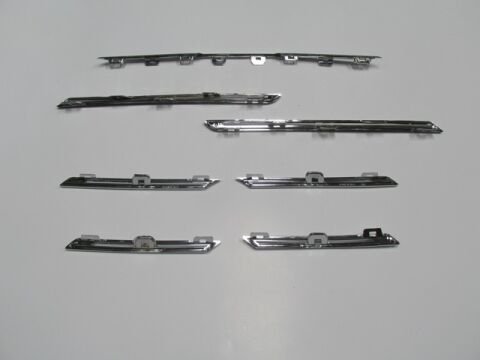 960103748R - Renault Megane- 4- Sd- 21/24; Ön Panjur Üst Çıtası Nikelajlı Set (7 Parça)