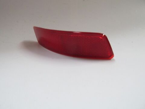 Toyota Corolla- Nde180- 13/18; Arka Tampon Reflektörü Sağ Kırmızı - 81910-02180