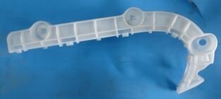 Mıtsubıshı Outlander- 08/09; Ön Tampon Bağlantı Braketi Sol (plastik) (tw) - 6400A587